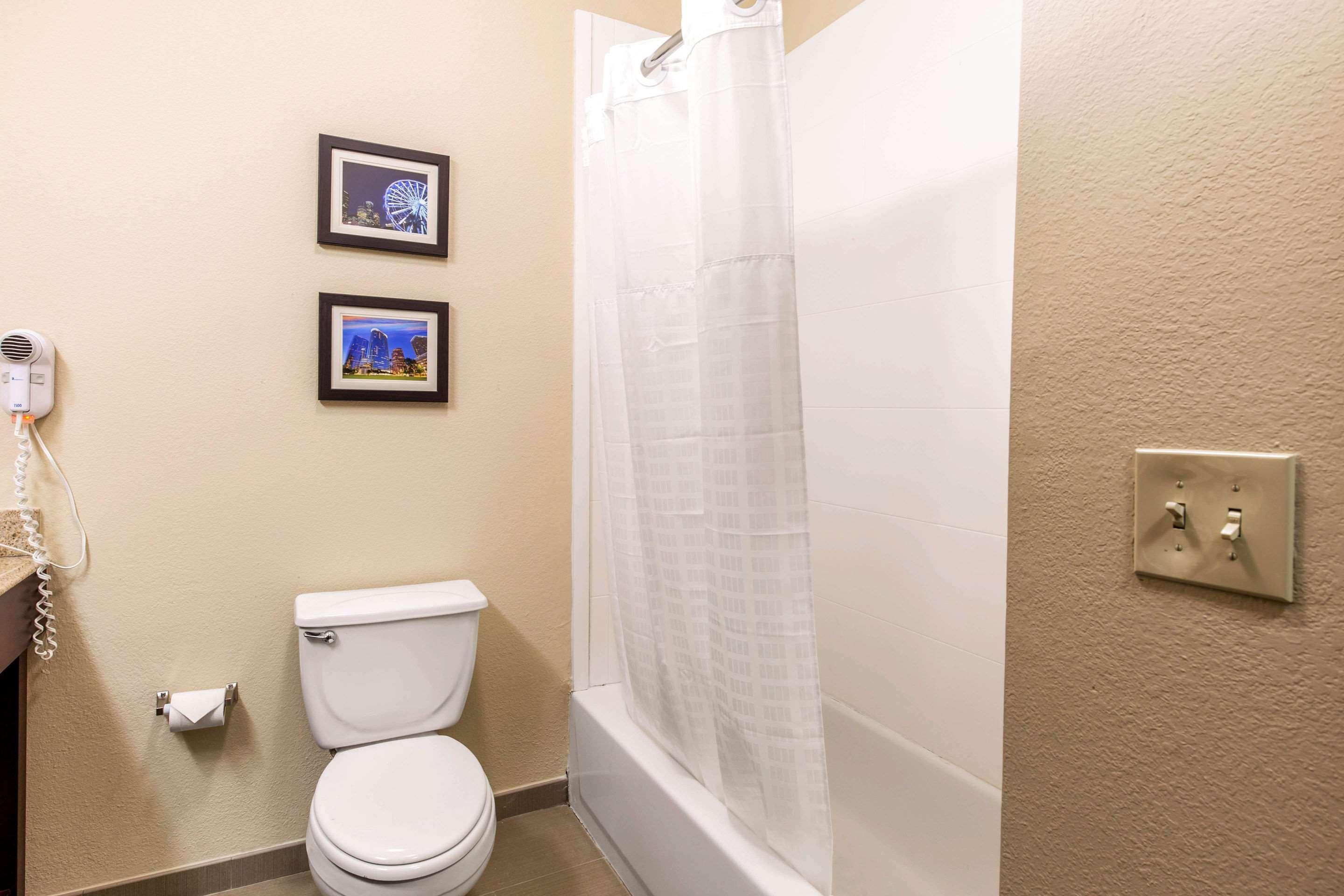 Comfort Inn & Suites Iah Bush Airport - East Humble Bagian luar foto