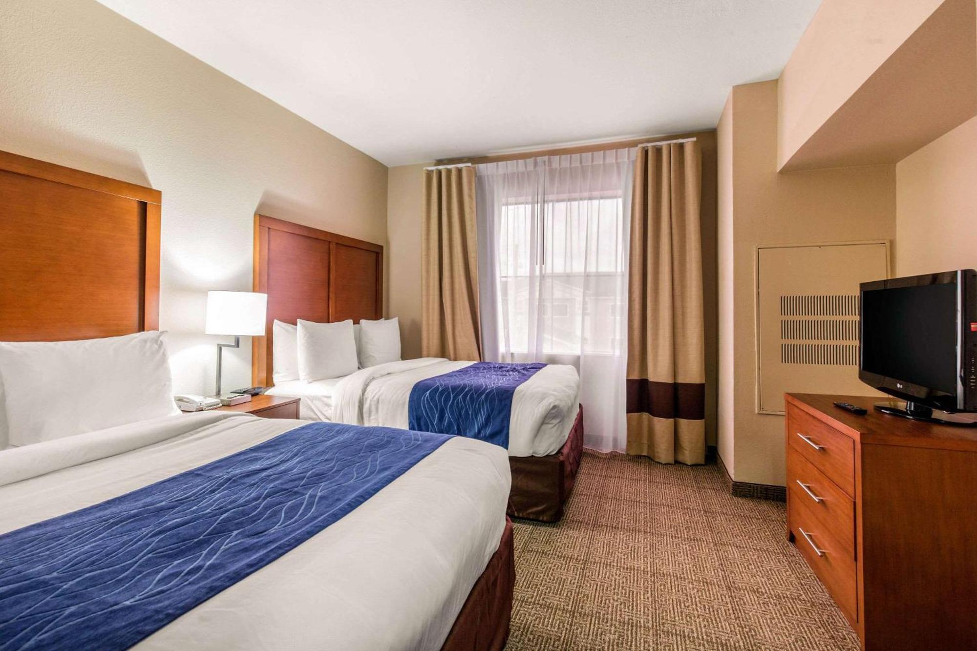 Comfort Inn & Suites Iah Bush Airport - East Humble Bagian luar foto