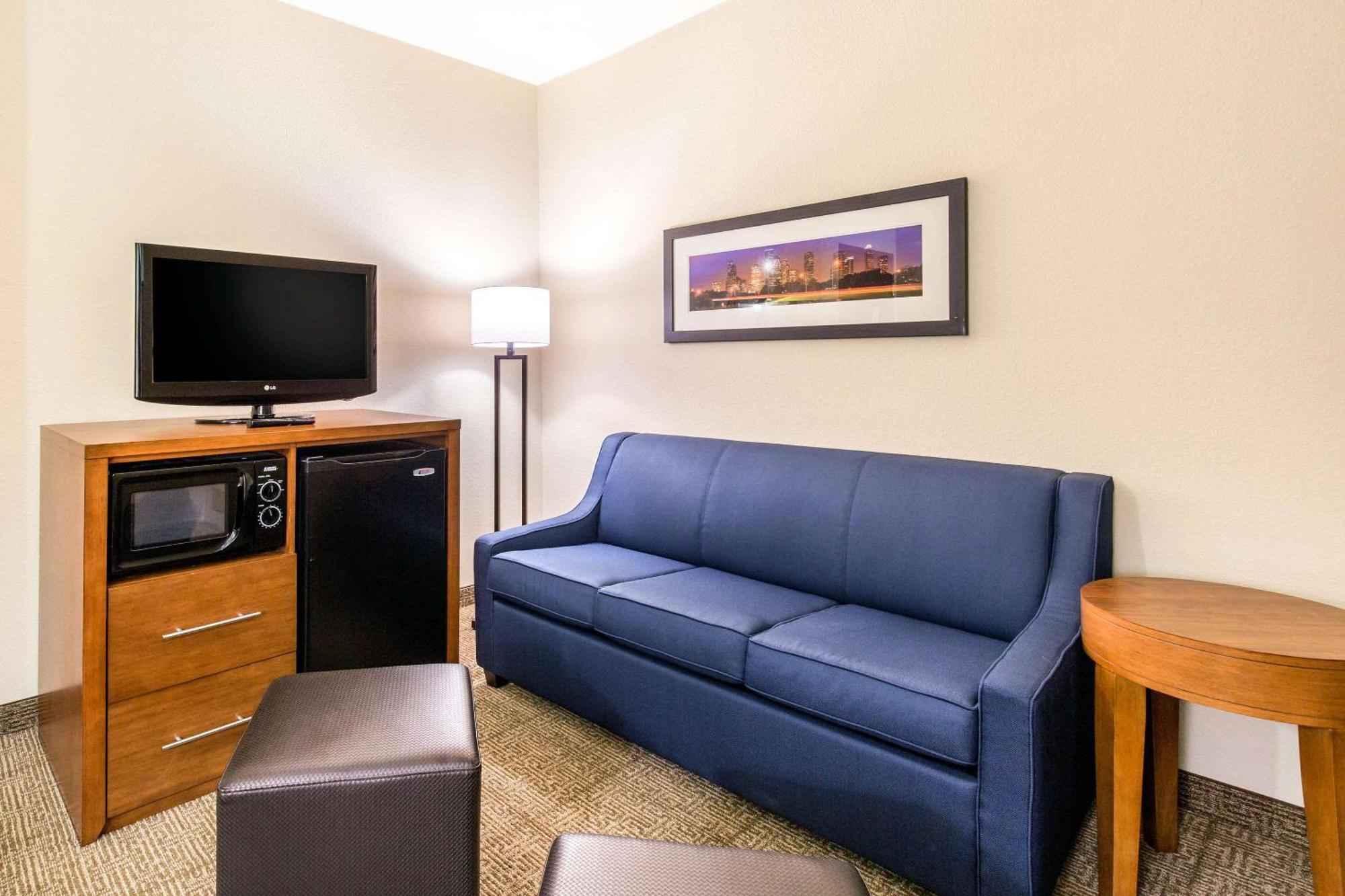 Comfort Inn & Suites Iah Bush Airport - East Humble Bagian luar foto