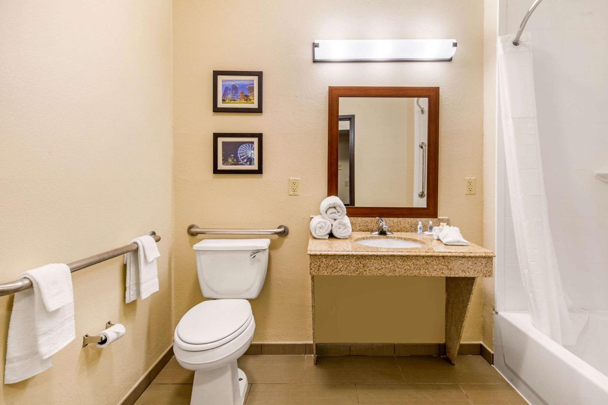 Comfort Inn & Suites Iah Bush Airport - East Humble Bagian luar foto